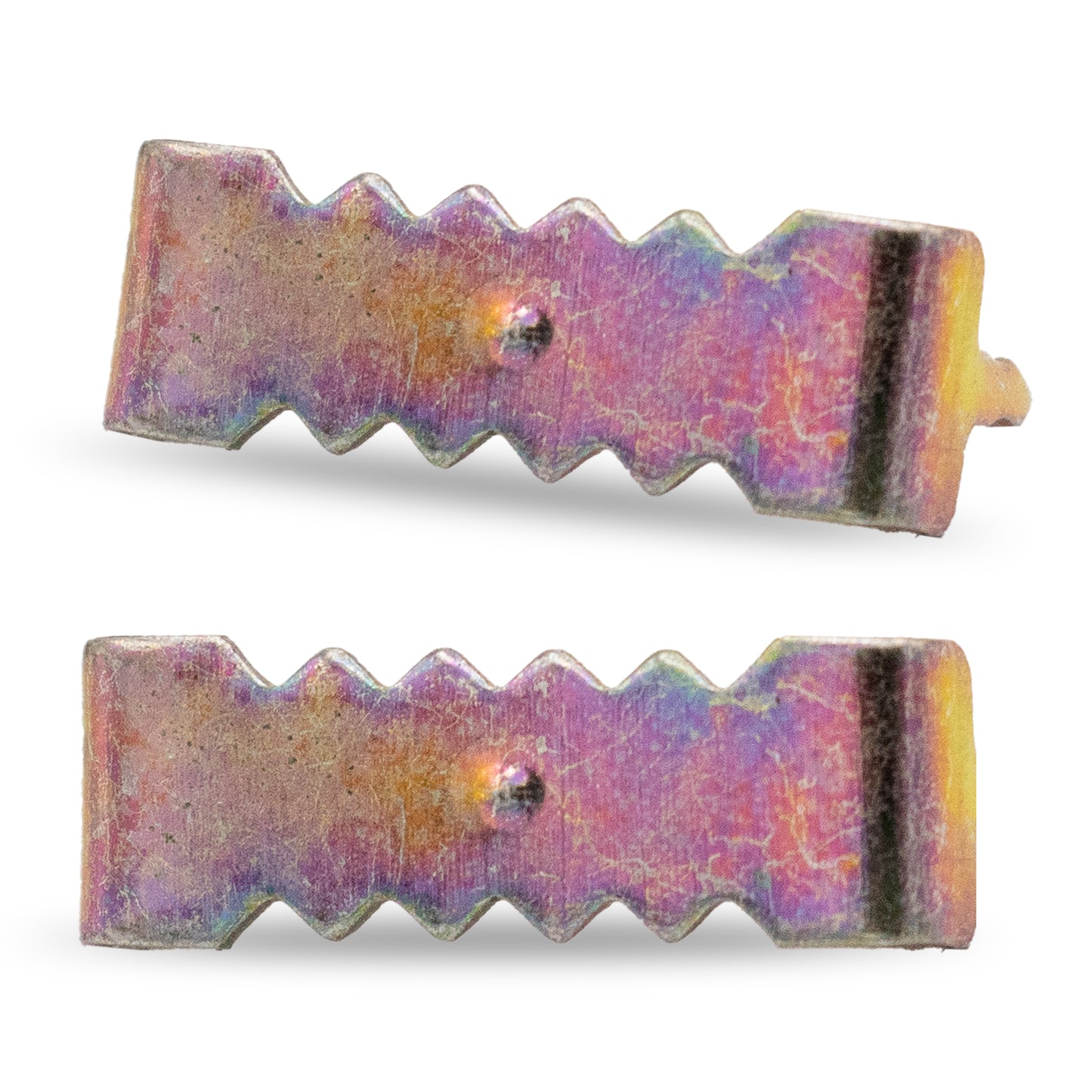 100 Zinc Plated Small No Nail Sawtooth Picture Frame Hangers for Softwood - back and hardware